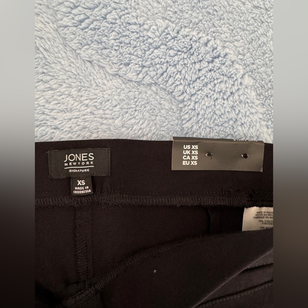 NWT Jones New York Women's Black Slim Ankle Pull On Pants Size XS 29 Inseam - Picture 15 of 16